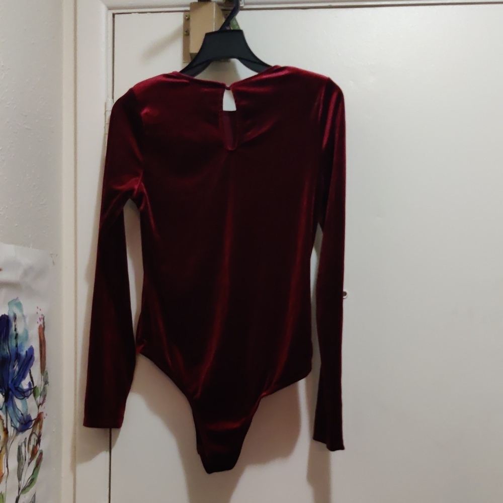 Shinestar Deep Red Velvet Top - Picture 3 of 4